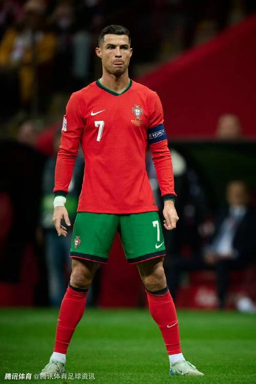 水晶宫主席：我们希望留住格拉斯纳但得看意愿 俱乐部得理性投资（水晶宫主席：盼格拉斯纳留任但尊重其意愿 俱乐部将保持理性投入）