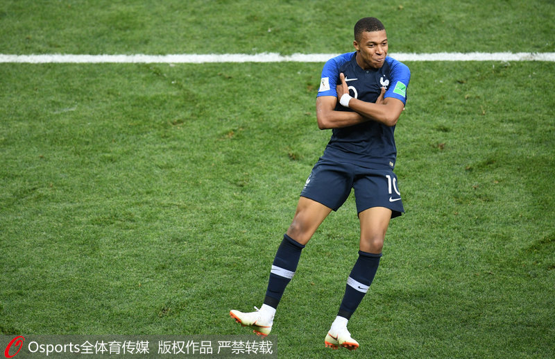 决裂斯卢茨基！申花26岁国脚三年仅首发5次，下一站恐俯身中甲！