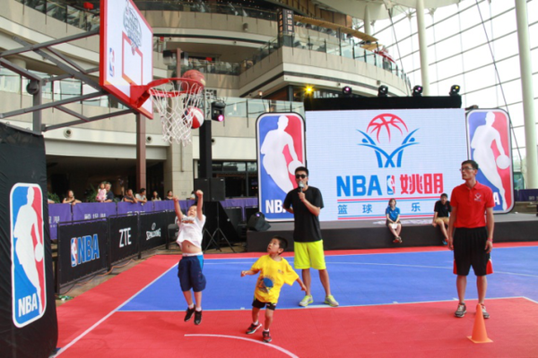 阿诺德或伤缺两个月！皇马赛程：12月欧冠战曼城，明年1月西超杯（阿诺德恐休战两月！皇马赛程：12月欧冠对阵曼城，明年1月征战西超杯）