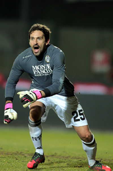 挪媒：维京争冠关键战前出现伤情，达戈斯蒂诺、贝拉沙受伤（挪媒：维京争冠生死战前遭伤病冲击，达戈斯蒂诺与贝拉沙受伤）