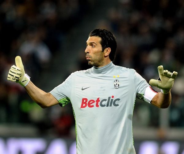 皇马维尼修斯关键进球助球队连胜（维尼修斯关键破门，皇马延续连胜）