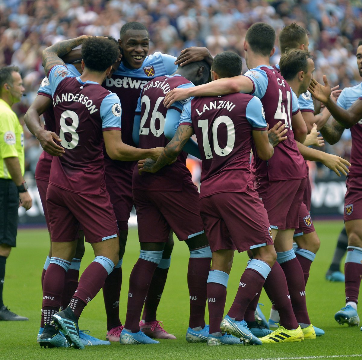 CBA季后赛前瞻：广东男篮力争三连冠,（CBA季后赛展望：广东队剑指三连冠）