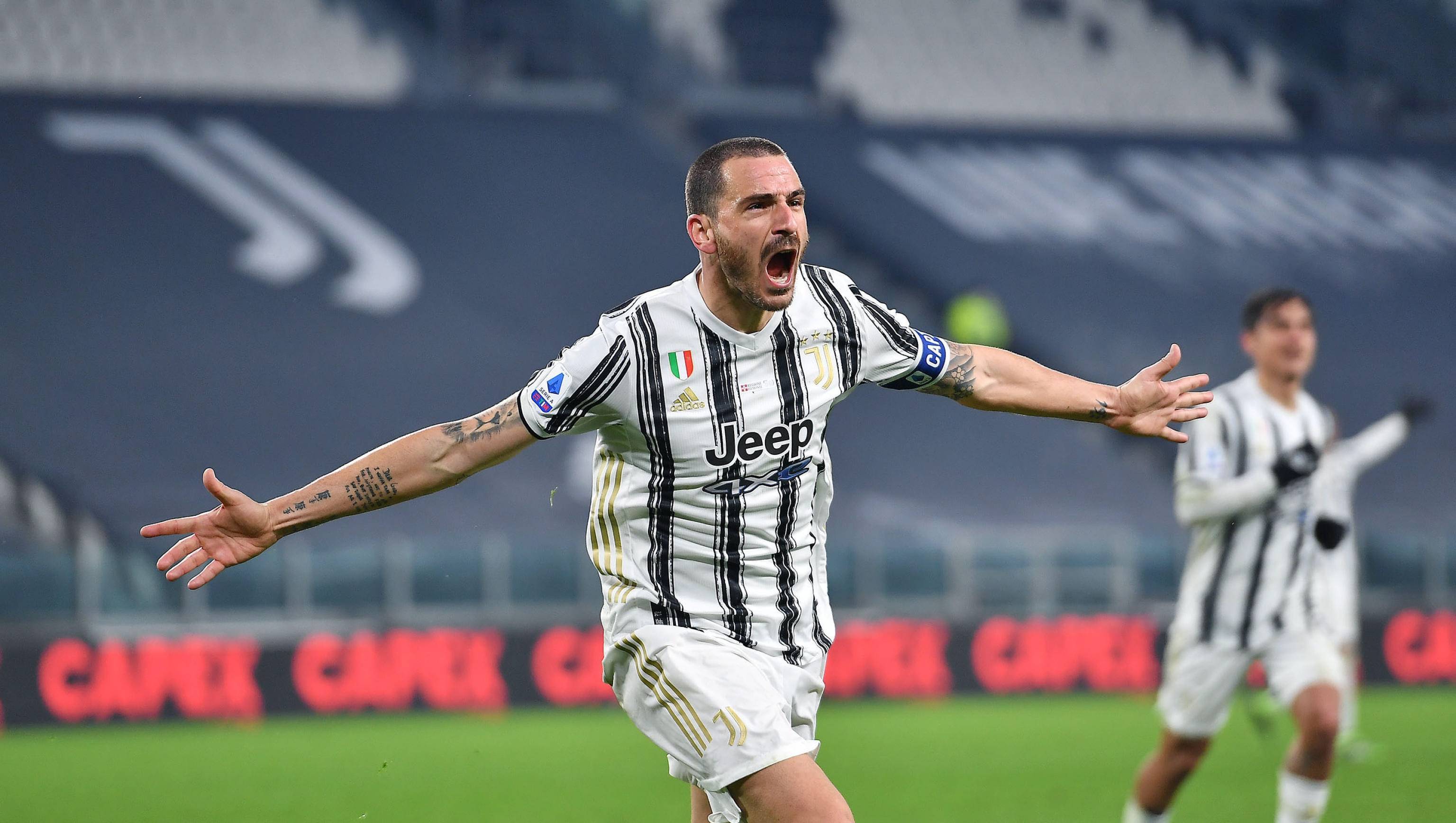 热议海港输球：古斯塔沃停赛影响大；亚冠已是舆论负担（海港告负引热议：古斯塔沃停赛影响显著，亚冠成舆论包袱）