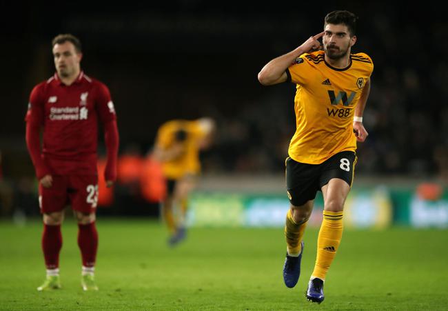 刺激的金靴争夺战！法比奥大四喜以28球力压卡扎获中超金靴（法比奥大四喜轰至28球，力压卡扎加冕中超金靴）